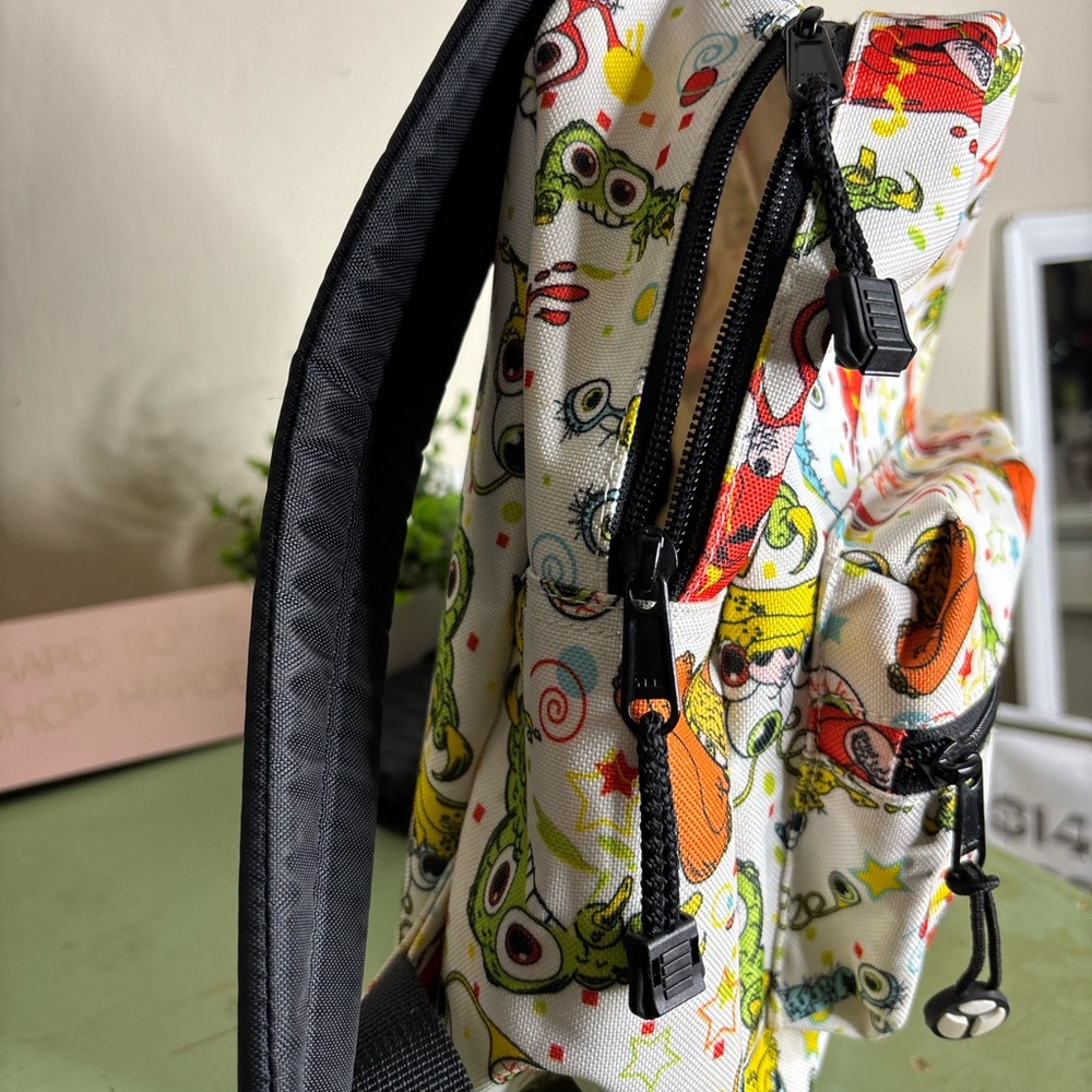 Yak Pak Kids Backpack with Colorful Patterns - Picture 4 of 6